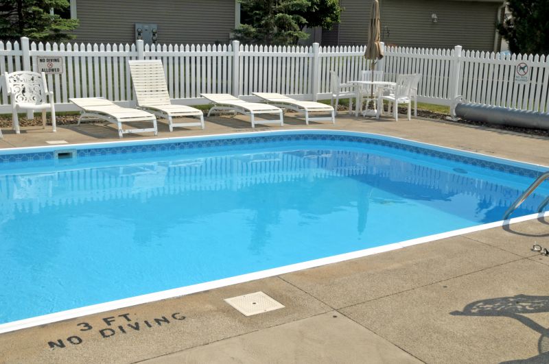 Best Pool Safety Fencing Contractors in Pompano Beach, FL